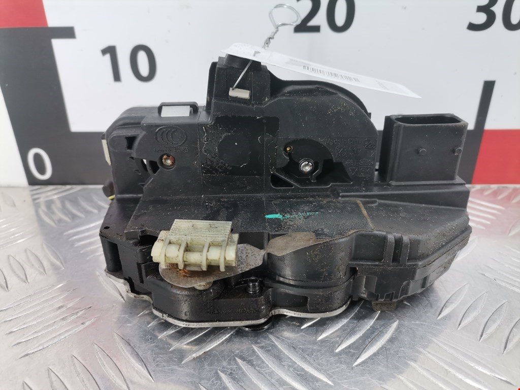 Замок двери передней левой Chevrolet Orlando (2010-2023)