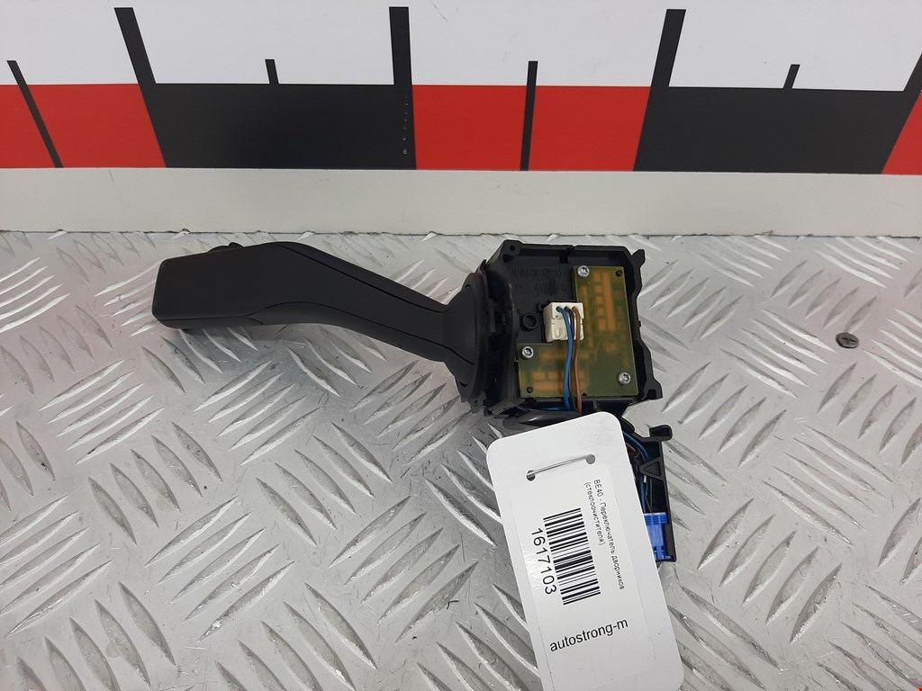 Переключатель стеклоочистителя VOLKSWAGEN Golf V 2003-2009