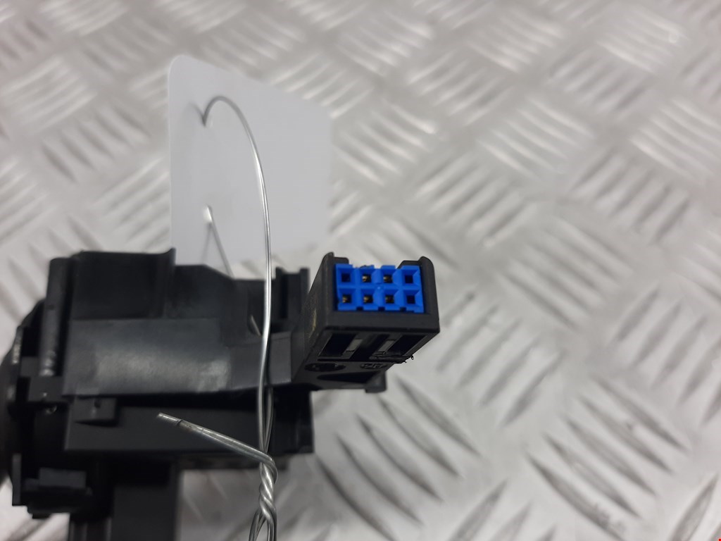 Переключатель стеклоочистителя VOLKSWAGEN Golf V 2003-2009