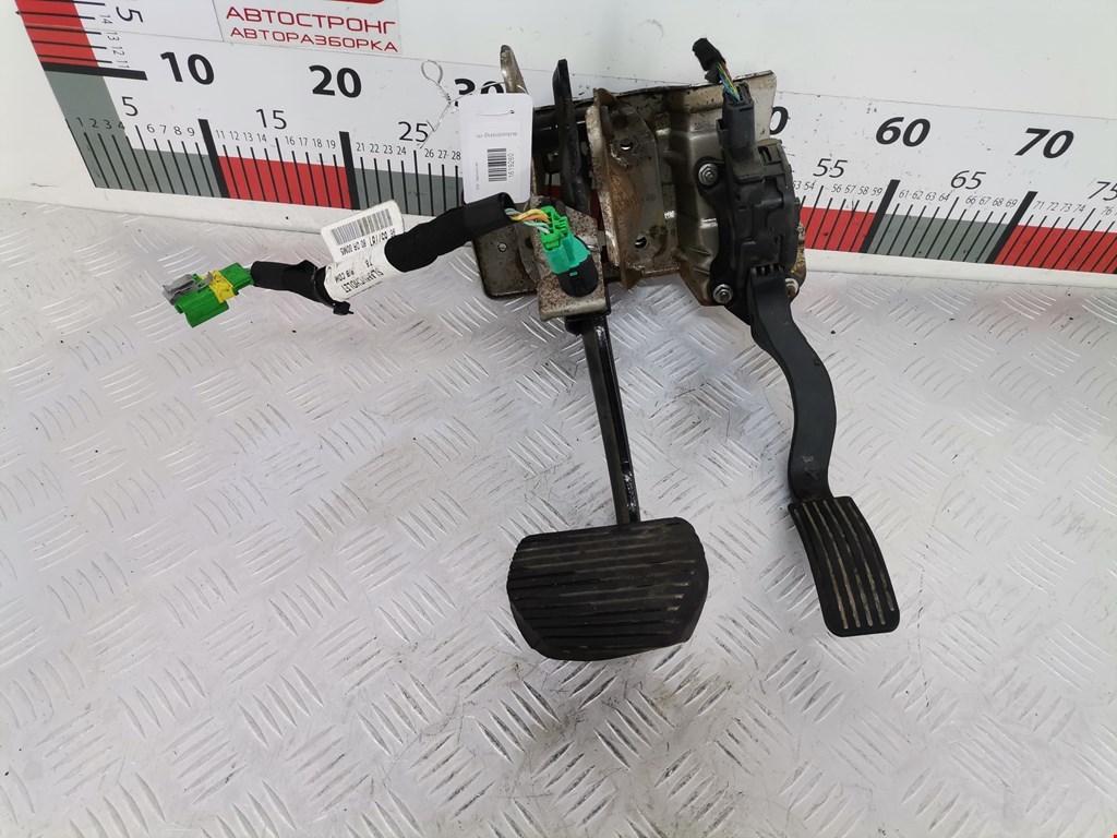 Блок педалей (педальный узел) PEUGEOT 207 2006-2015