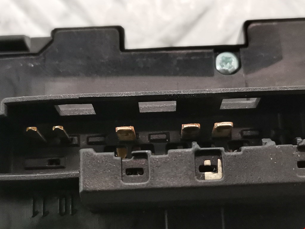 Кнопка аварийной сигнализации (аварийки) MERCEDES-BENZ C-Class C-klasse W202 1993-2000