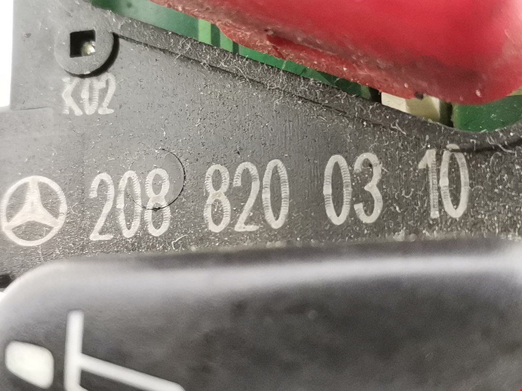 Кнопка аварийной сигнализации (аварийки) MERCEDES-BENZ C-Class C-klasse W202 1993-2000