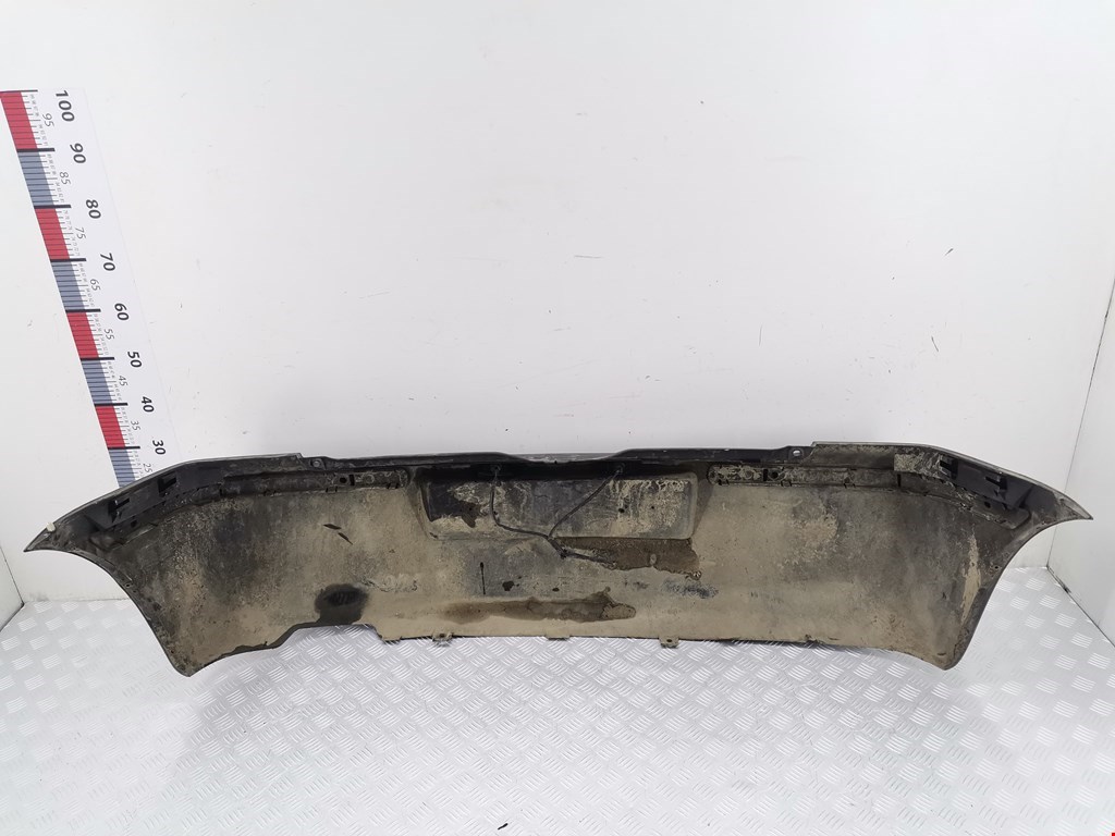 Бампер задний VOLKSWAGEN Polo III 1994-2001