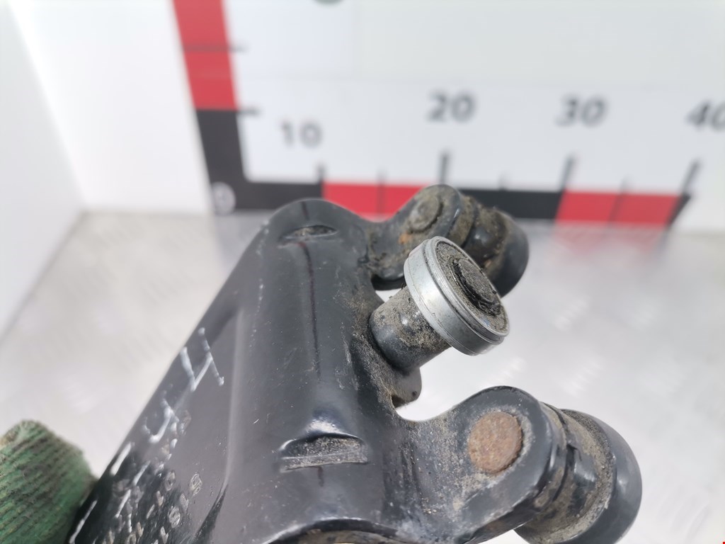 Ролик двери сдвижной (левый/правый средний верхний/нижний) FIAT Doblo 2 2009-2014