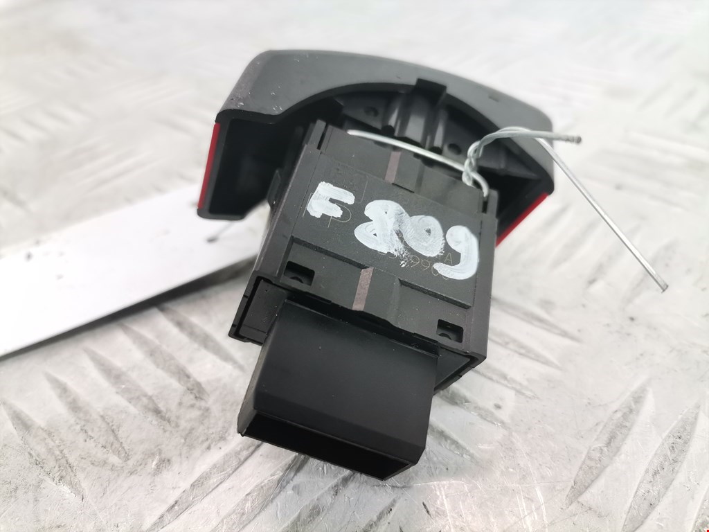 Кнопка аварийной сигнализации (аварийки) OPEL Corsa C 2000-2006