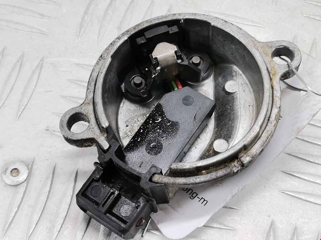 Датчик положения распредвала VOLKSWAGEN Passat B5 1997-2005