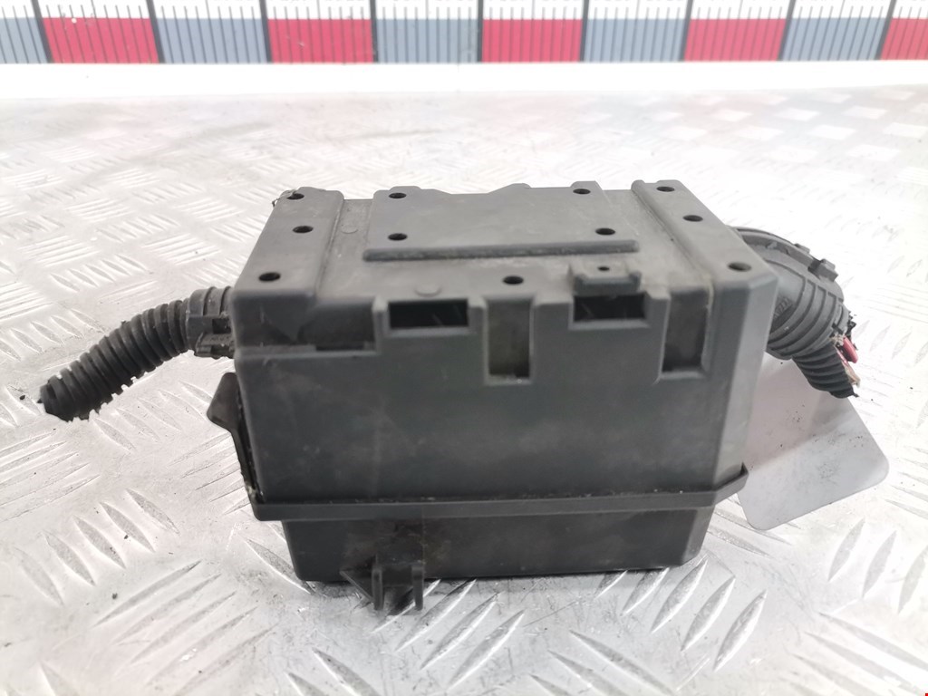 Блок реле OPEL Corsa C 2000-2006