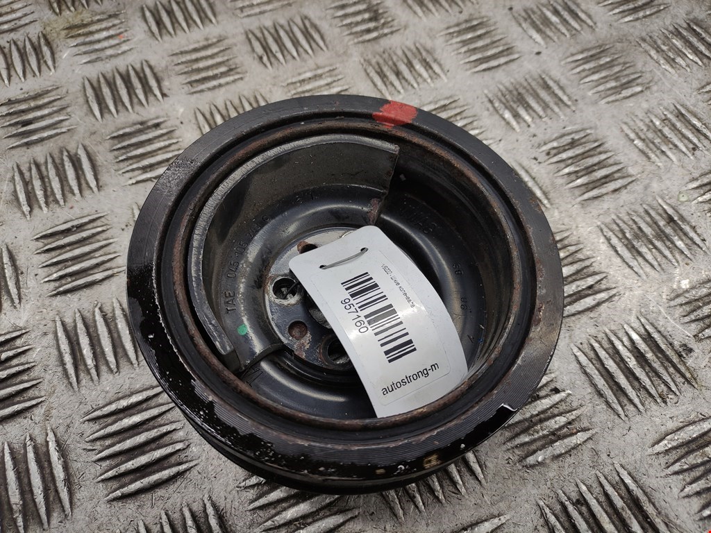 Шестерня коленвала (шкив) SKODA Roomster 2006-2015