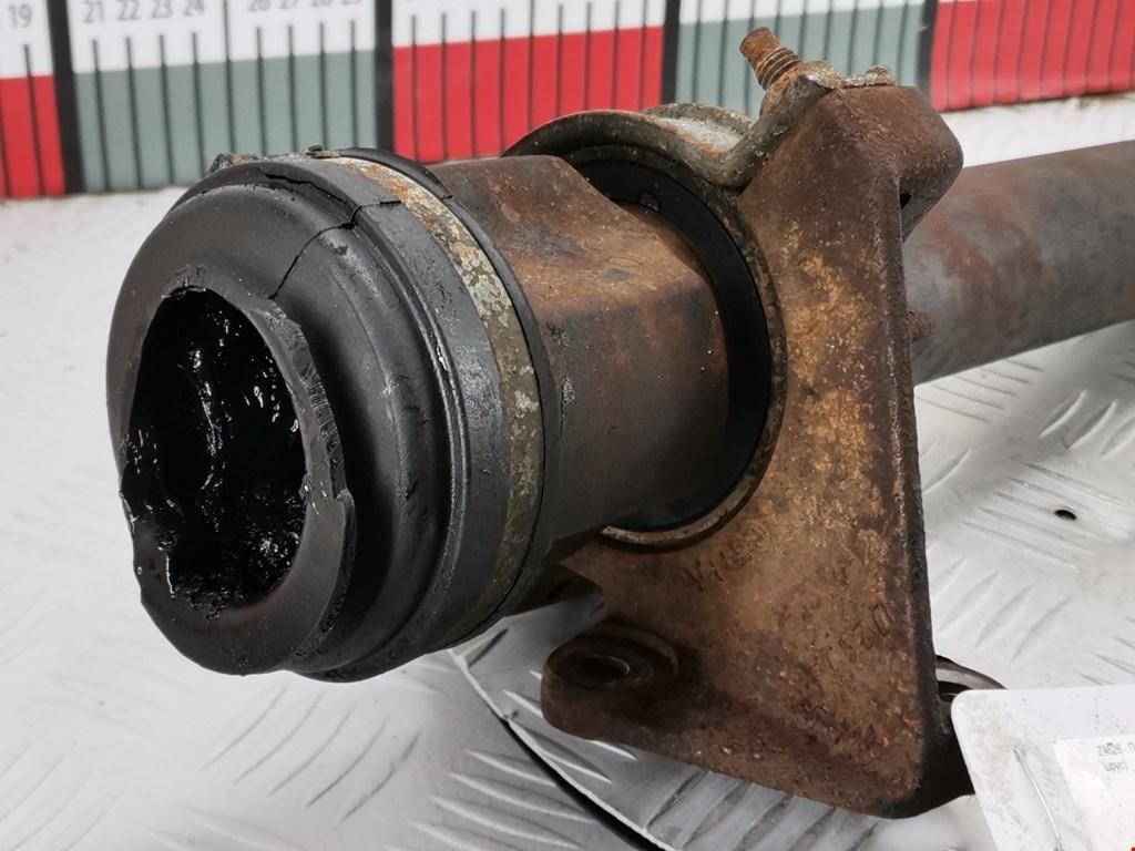 Полуось (привод, приводной вал) передняя правая FORD Focus I 1998-2005