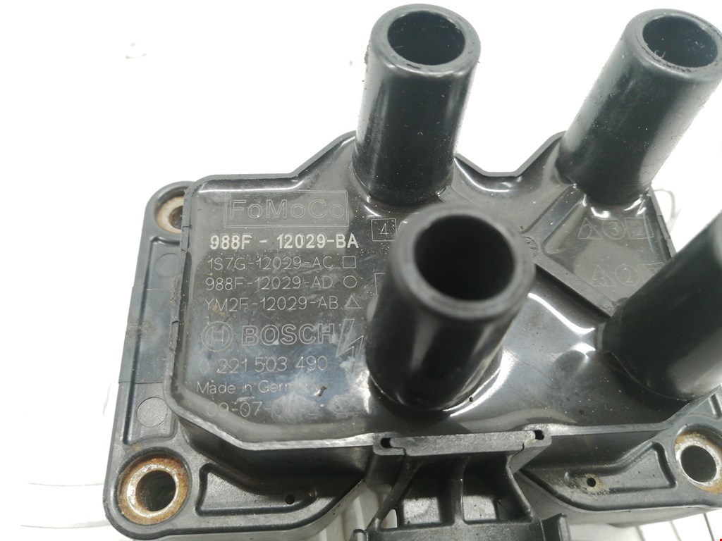 Катушка зажигания FORD Focus I 1998-2005