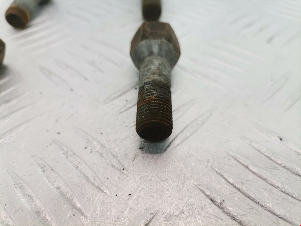 Болты FIAT Punto I (176) 1993-1999