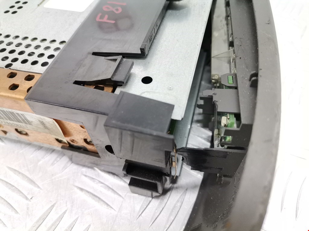 Магнитола RENAULT Scenic I 1996-2003