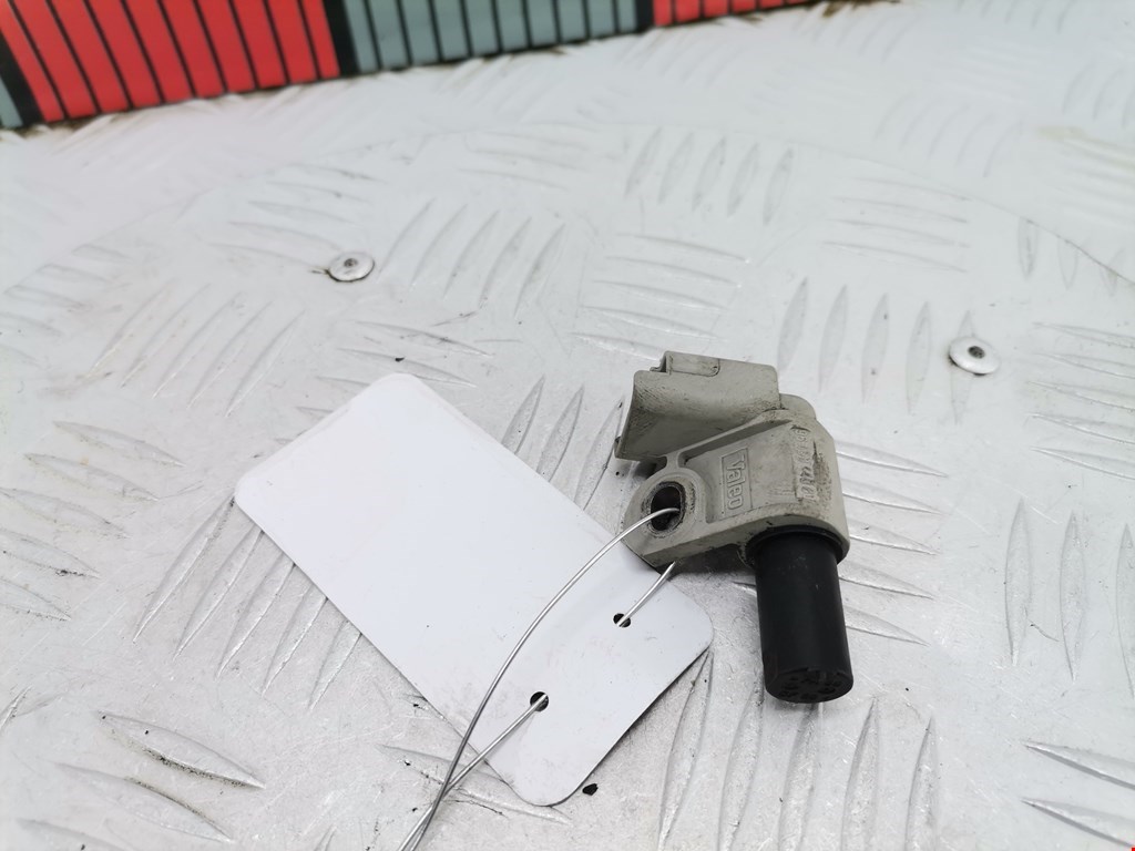 Датчик положения распредвала FORD Focus II 2005-2011