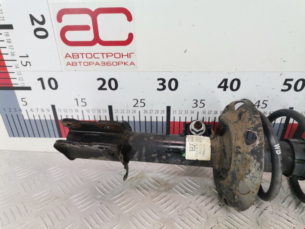 Амортизатор передний правый OPEL Corsa C 2000-2006