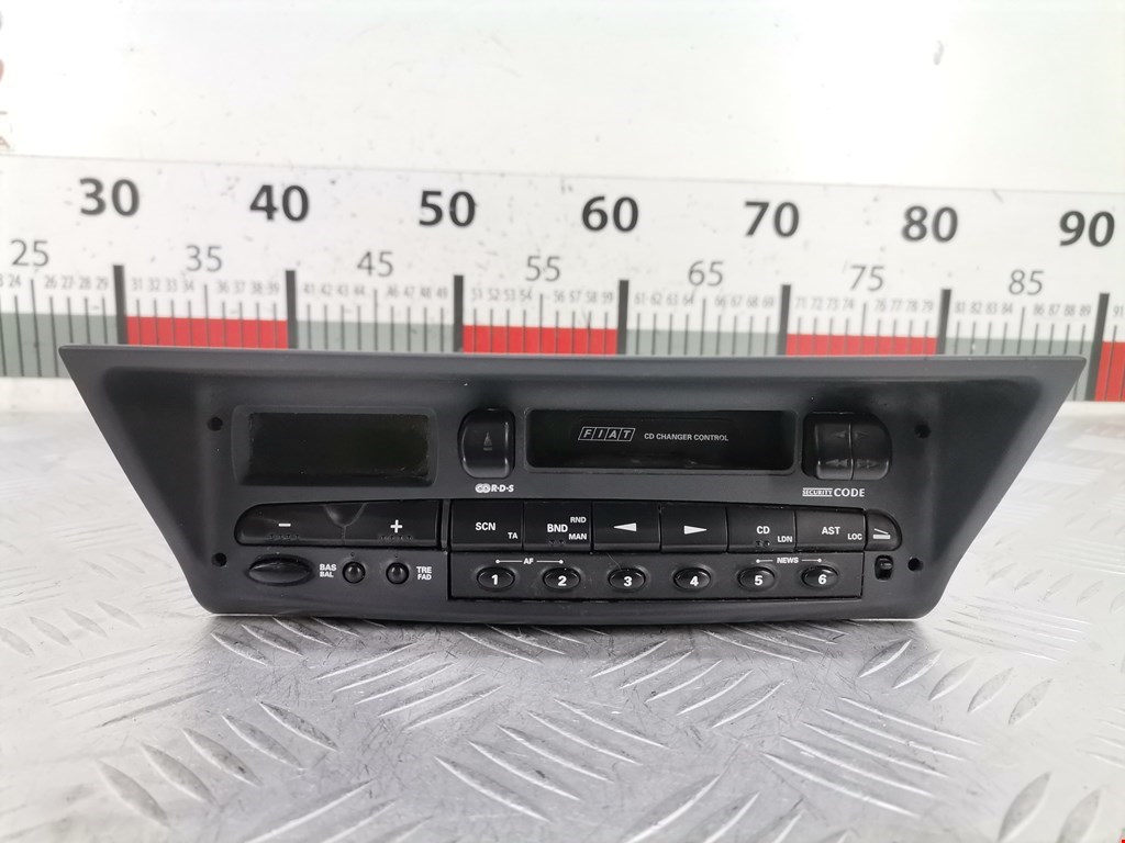 Магнитола FIAT Punto I (176) 1993-1999