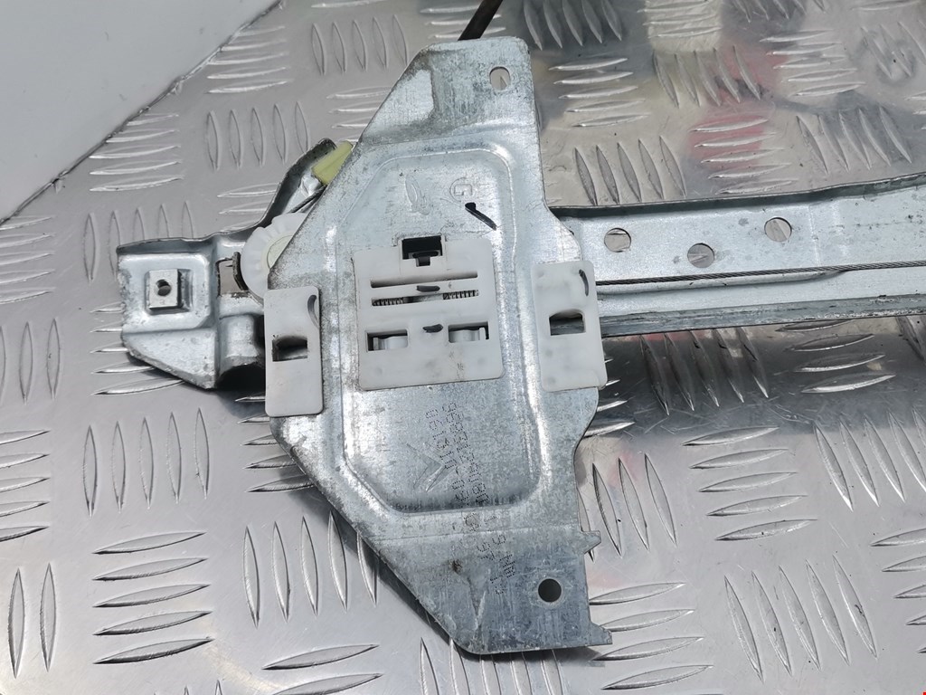 Стеклоподъемник задний левый CITROEN C3 2009-2016