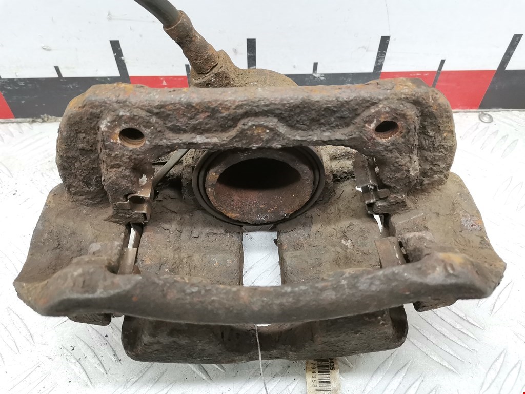 Суппорт передний правый MERCEDES-BENZ CLK-Class W209 2002-2009