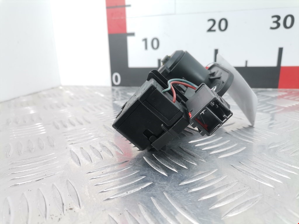 Ручка двери багажника наружная OPEL Meriva A 2003-2010