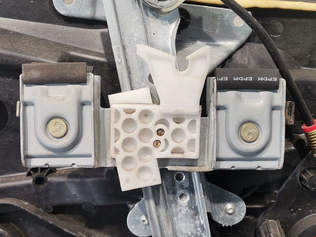 Стеклоподъемник передний правый FORD Fusion 2002-2012