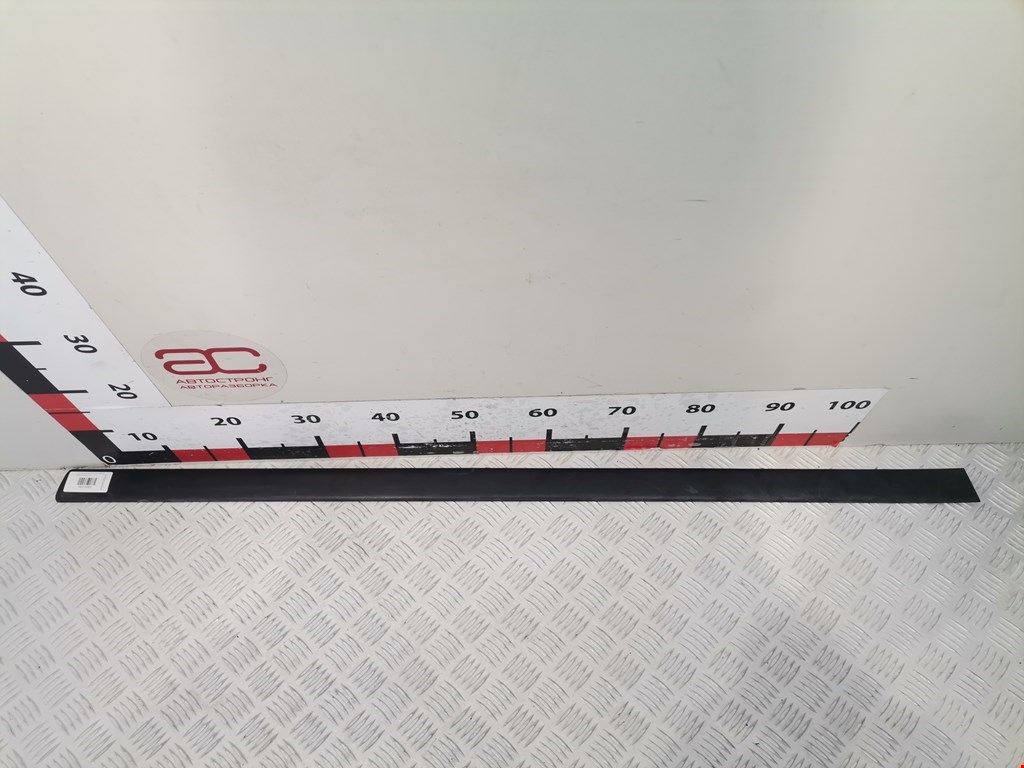 Накладка декоративная (молдинг) двери передней левой Fiat Punto 1 (176) (1993-1999)