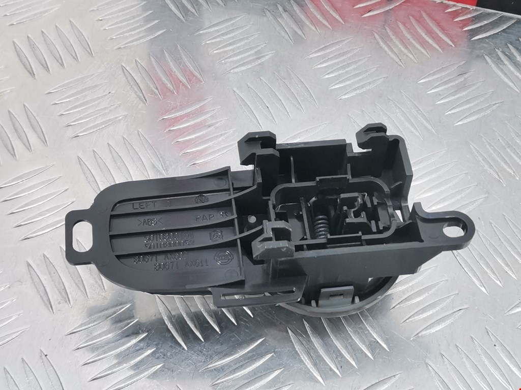 Ручка дверная передняя внутренняя левая NISSAN Micra K12 2003-2010