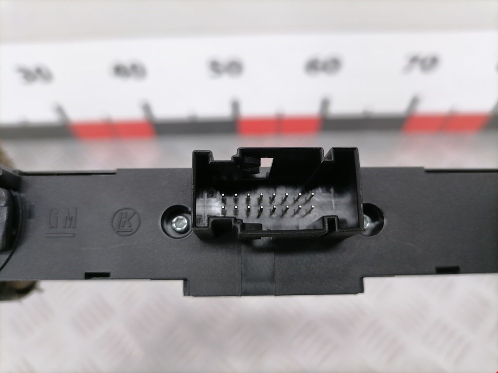 Кнопка аварийной сигнализации (аварийки) OPEL Zafira B 2005-2012