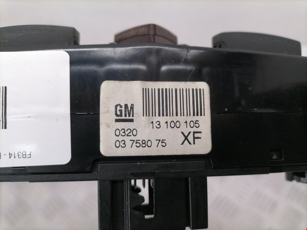 Кнопка аварийной сигнализации (аварийки) OPEL Zafira B 2005-2012