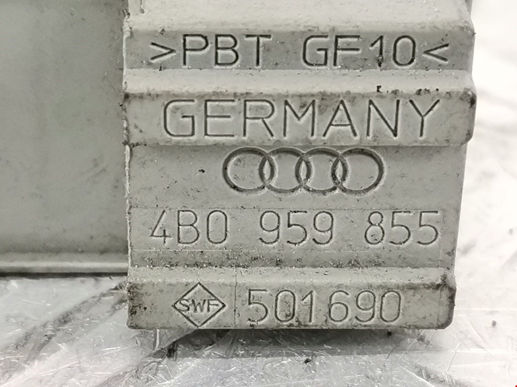 Кнопка стеклоподъемника AUDI A6 Allroad C5 2000-2006