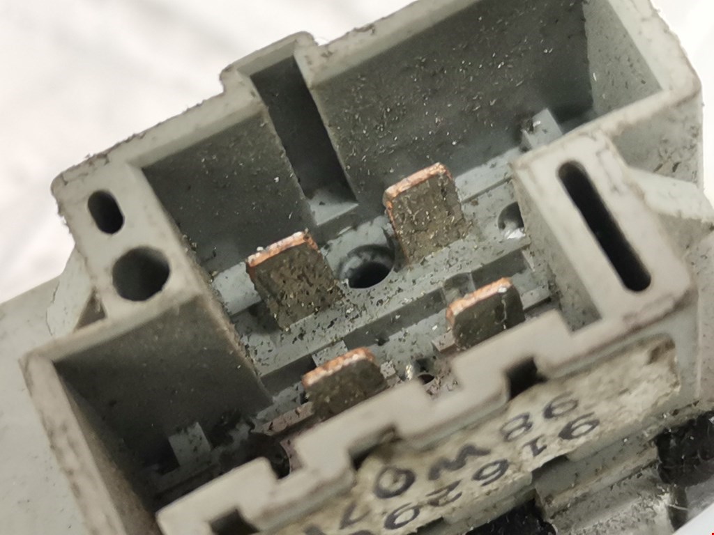 Кнопка корректора фар VOLVO S70 1997-2000