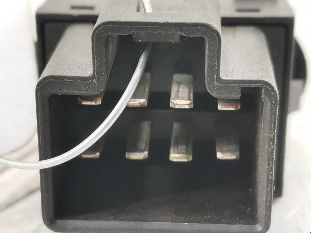 Кнопка стеклоподъемника CHRYSLER PT Cruser 2000-2010