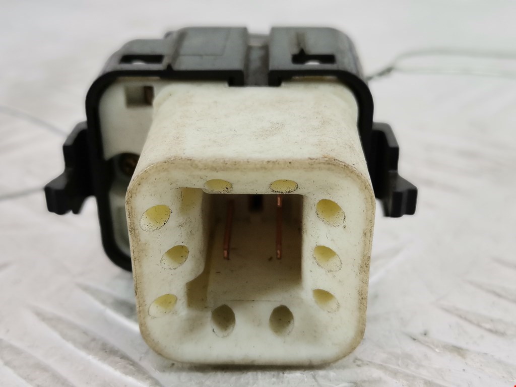 Кнопка стеклоподъемника MITSUBISHI Space Wagon N8,N9 1998-2004