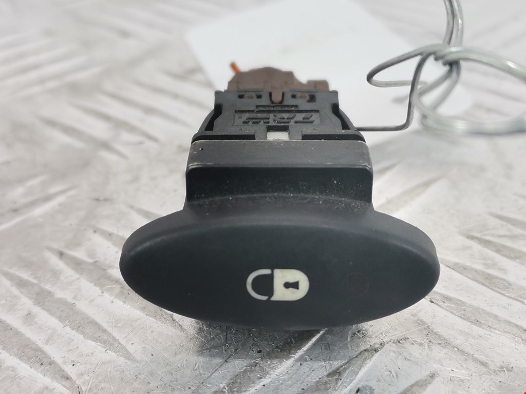 Кнопка центрального замка CITROEN C5 I 2001-2008