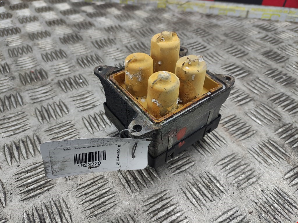 Подогрев охлаждающей жидкости Mercedes C-Class (W203) (2000-2008)