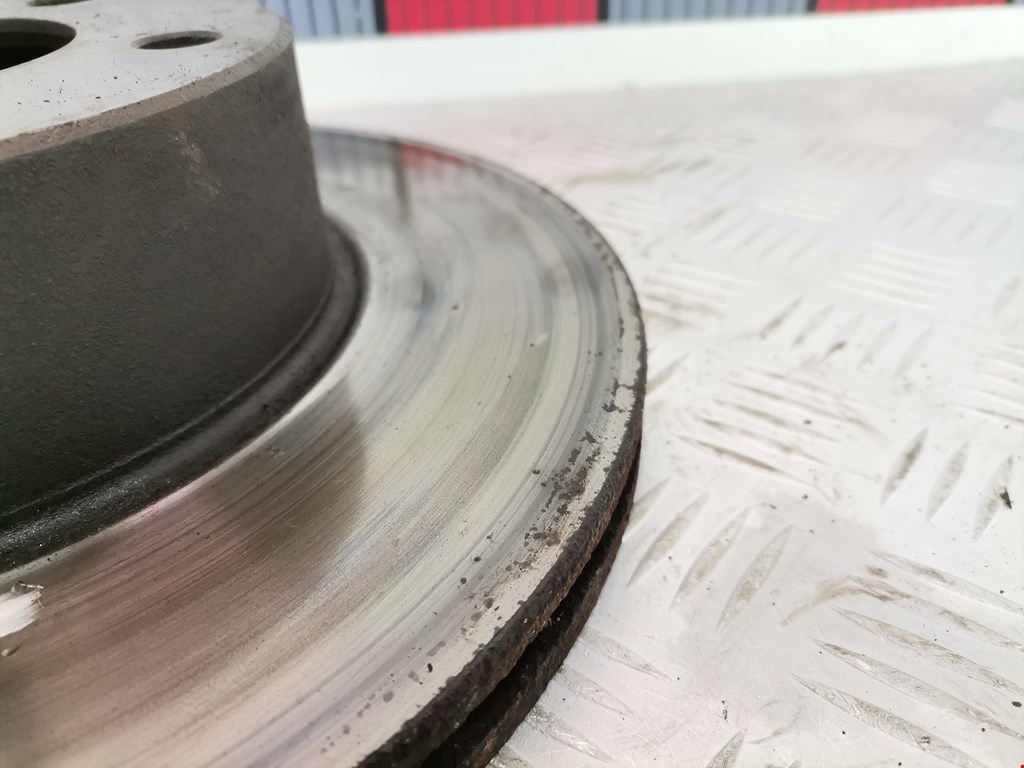 Диск тормозной передний BMW 5er 5 серия E39 1995-2004