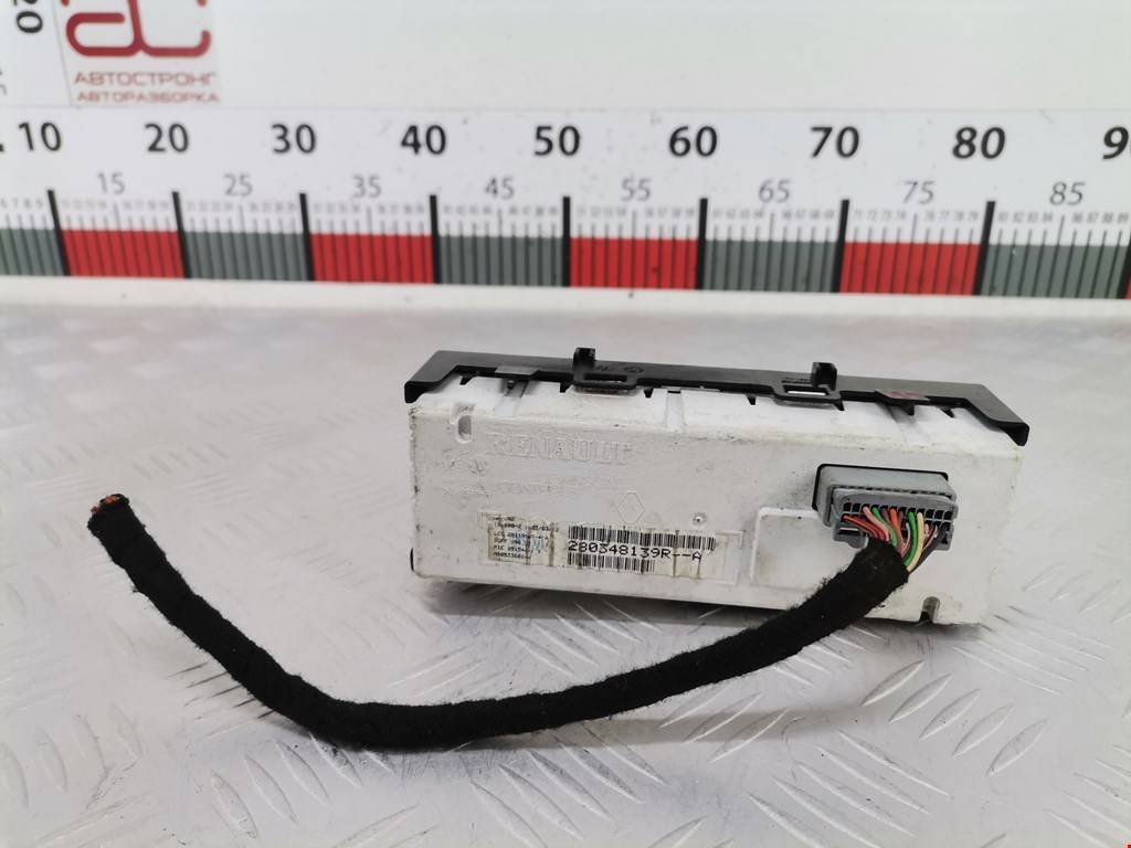 Дисплей информационный (компьютера) RENAULT Kangoo 2008-2021