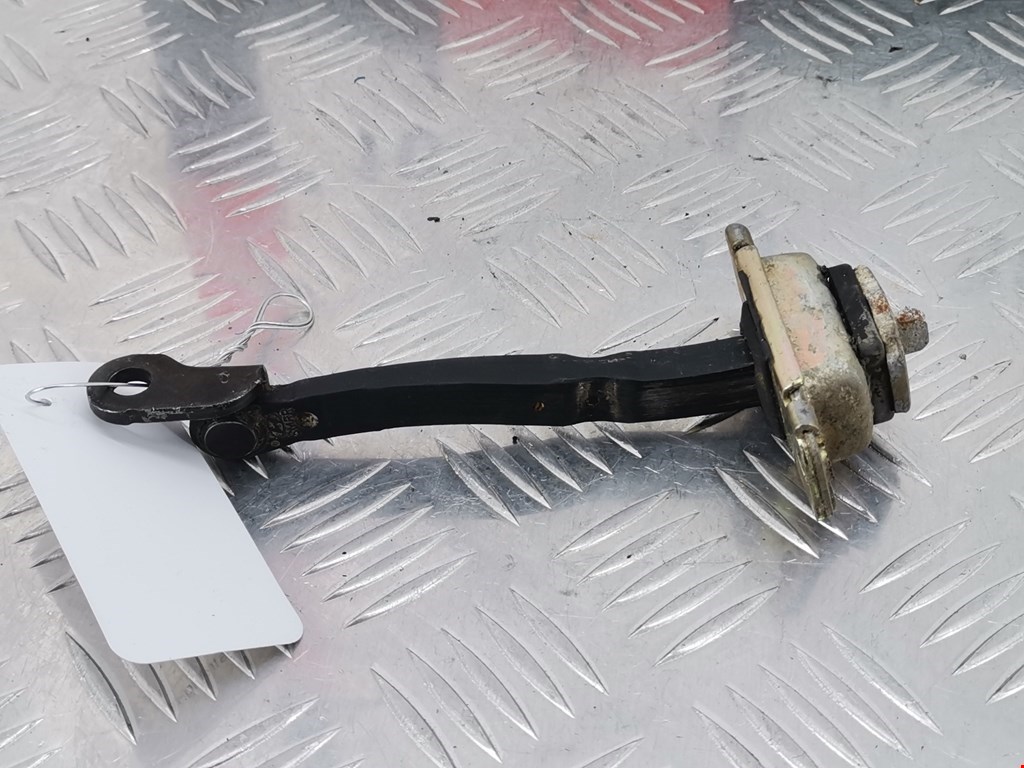 Ограничитель открывания двери HYUNDAI Santa Fe SM/ Classic 2000-2012