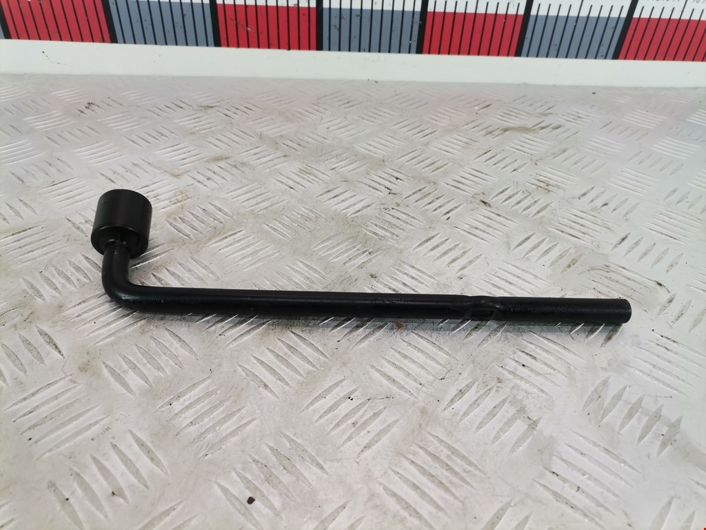 Ключ балонный NISSAN Almera N15 1995-2000