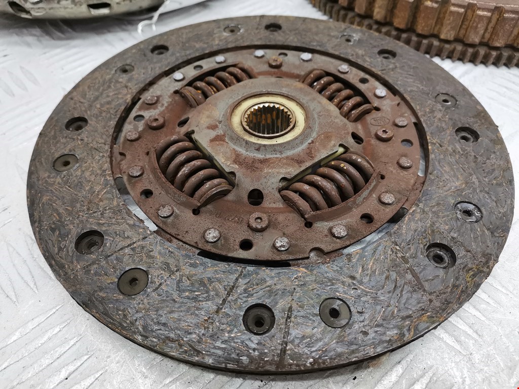 Маховик (демпфер сцепления) RENAULT Scenic II 2003-2010