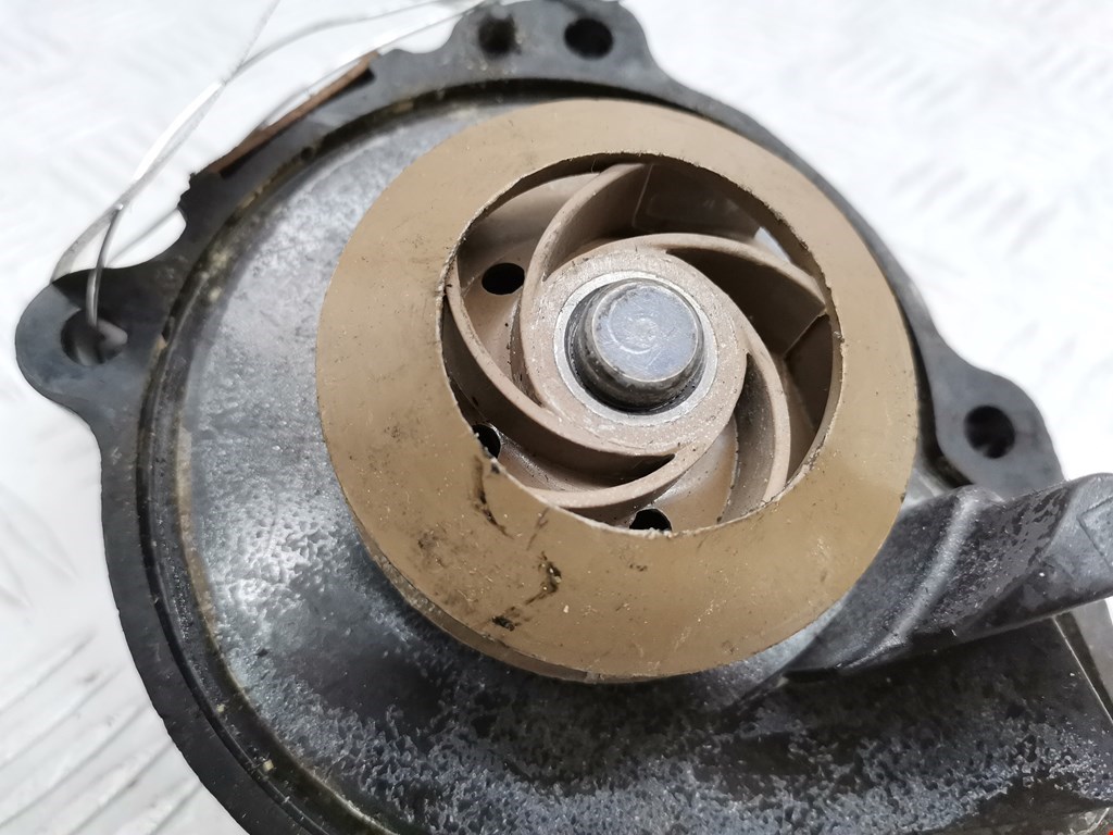 Насос водяной (помпа) PEUGEOT 207 2006-2015