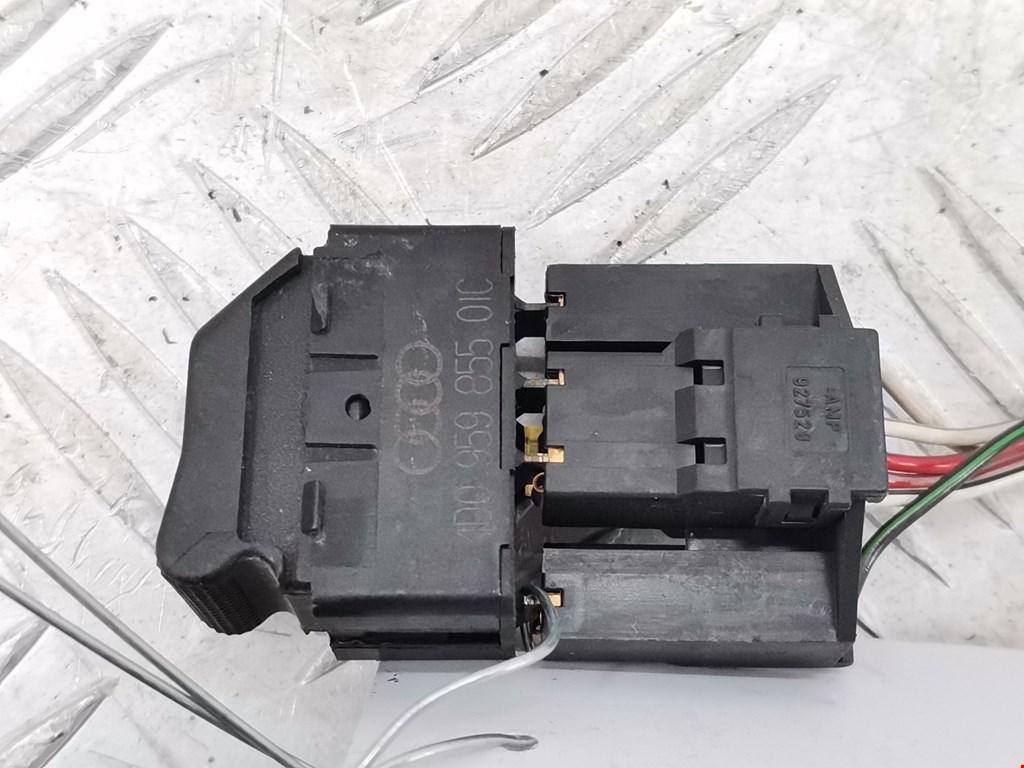 Кнопка стеклоподъемника AUDI A4 B5 1995-2001