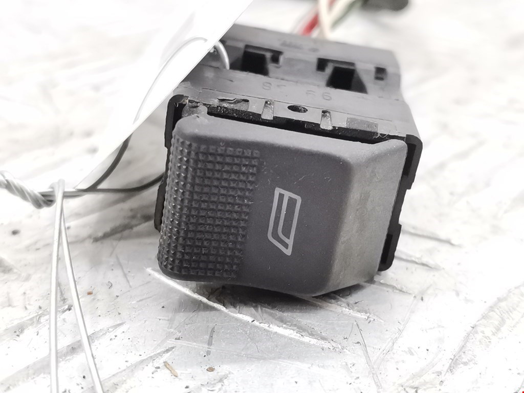 Кнопка стеклоподъемника AUDI A4 B5 1995-2001