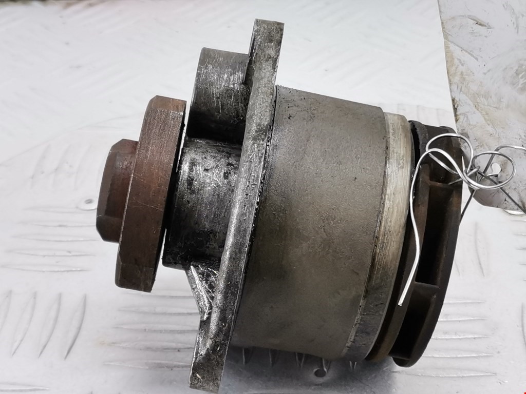 Насос водяной (помпа) OPEL Signum 2003-2008