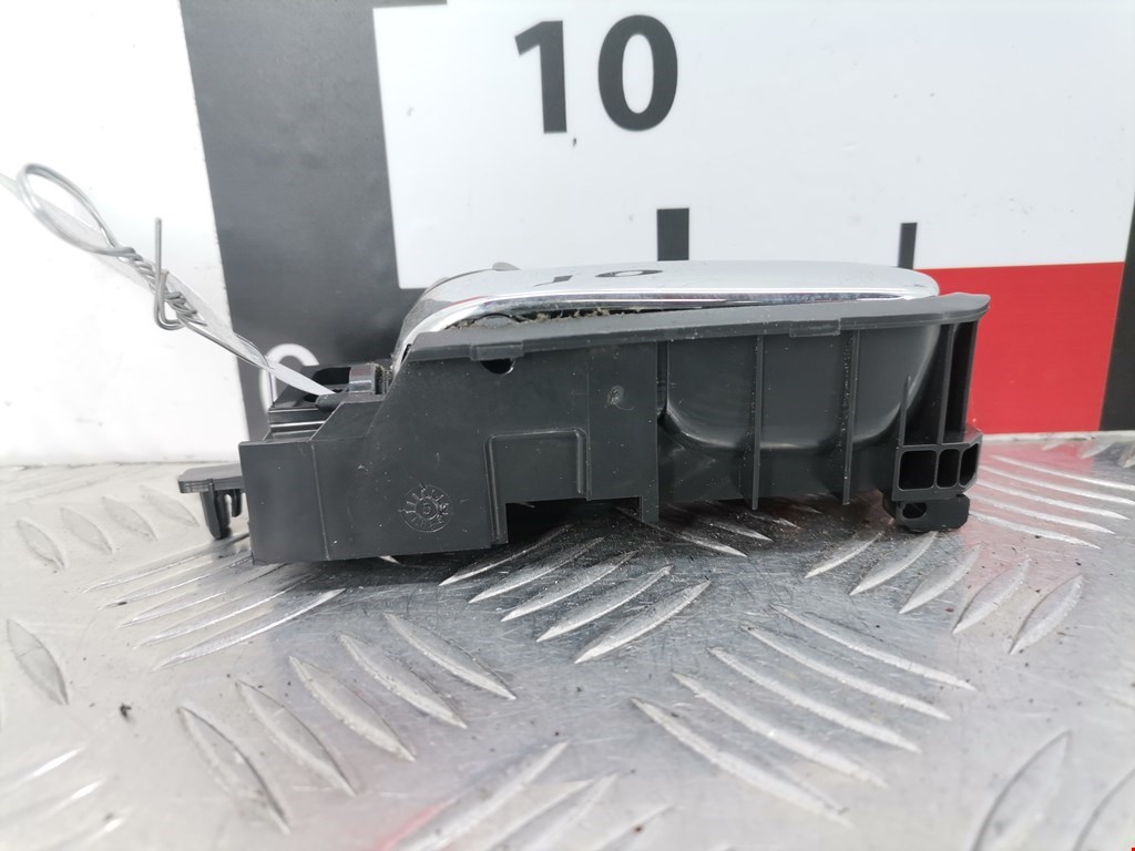 Ручка дверная задняя внутренняя левая TOYOTA Avensis 2003-2008