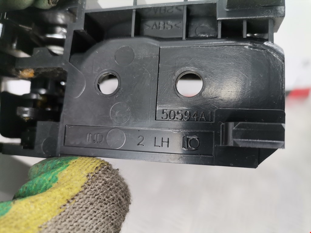 Ручка дверная задняя внутренняя левая TOYOTA Avensis 2003-2008