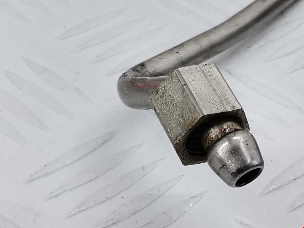 Трубка нагнетателя VOLKSWAGEN Touran 2003-2010