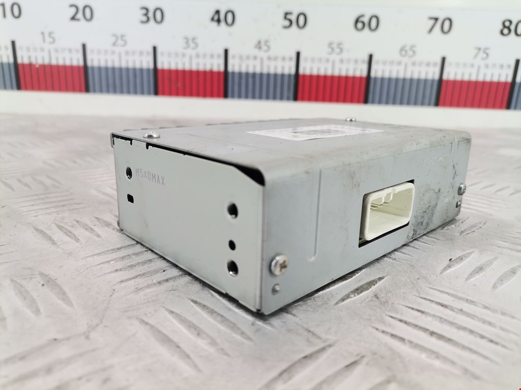 Блок комфорта TOYOTA Prius III XW30 2009-2015