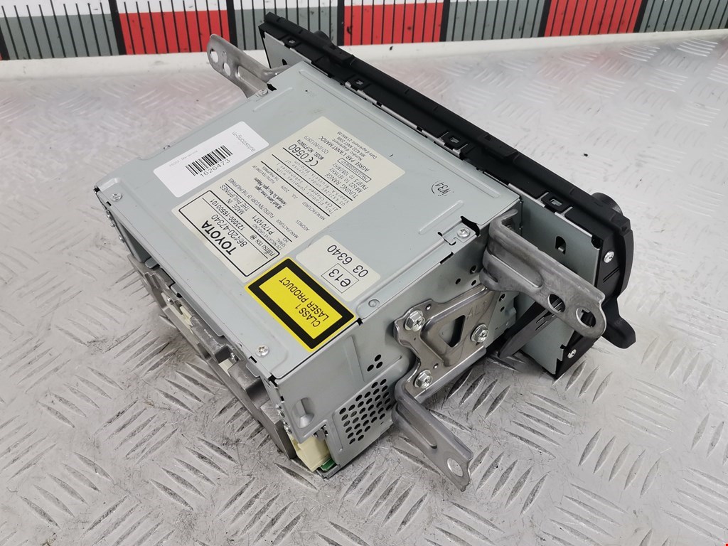 Магнитола TOYOTA Prius III XW30 2009-2015