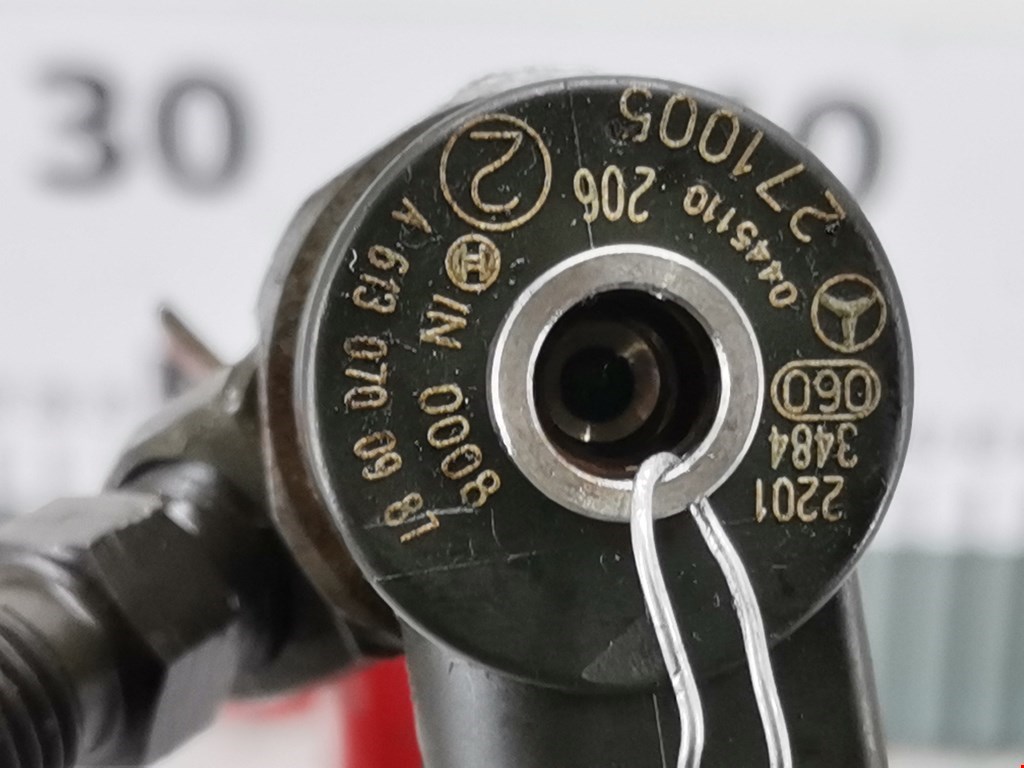 Форсунка дизельная электрическая MERCEDES-BENZ C-Class C-klasse W203 2000-2007