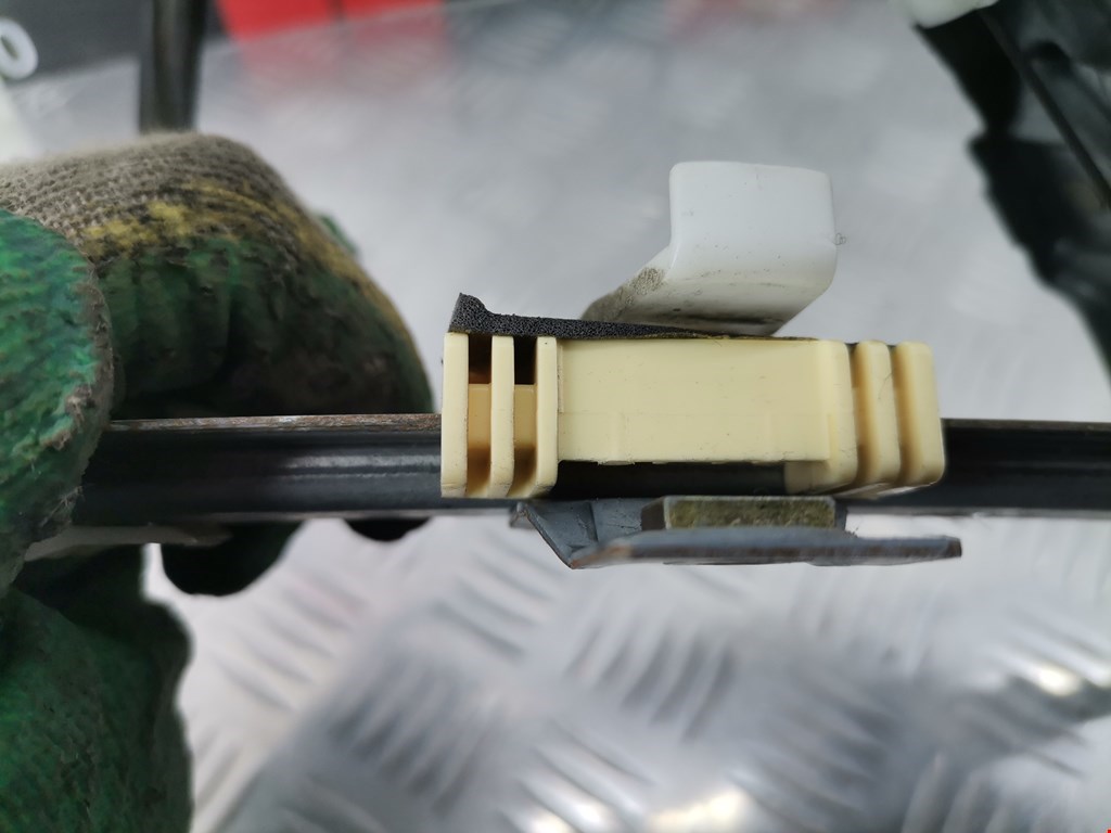 Стеклоподъемник задний левый RENAULT Scenic I 1996-2003