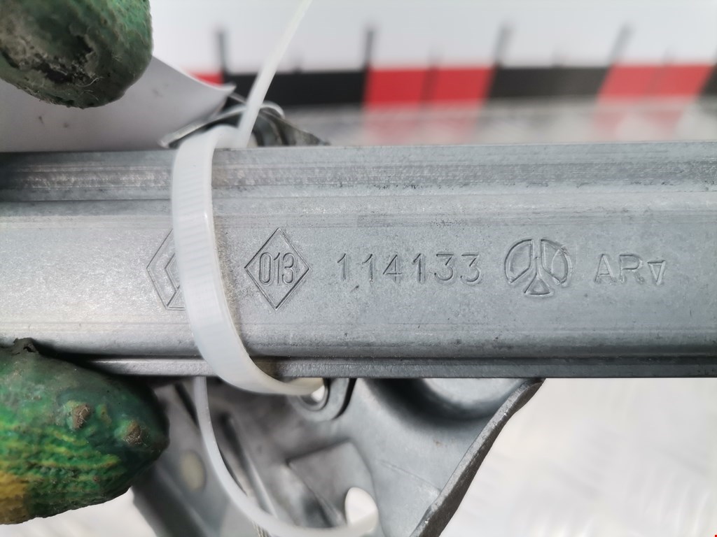 Стеклоподъемник задний левый RENAULT Scenic I 1996-2003